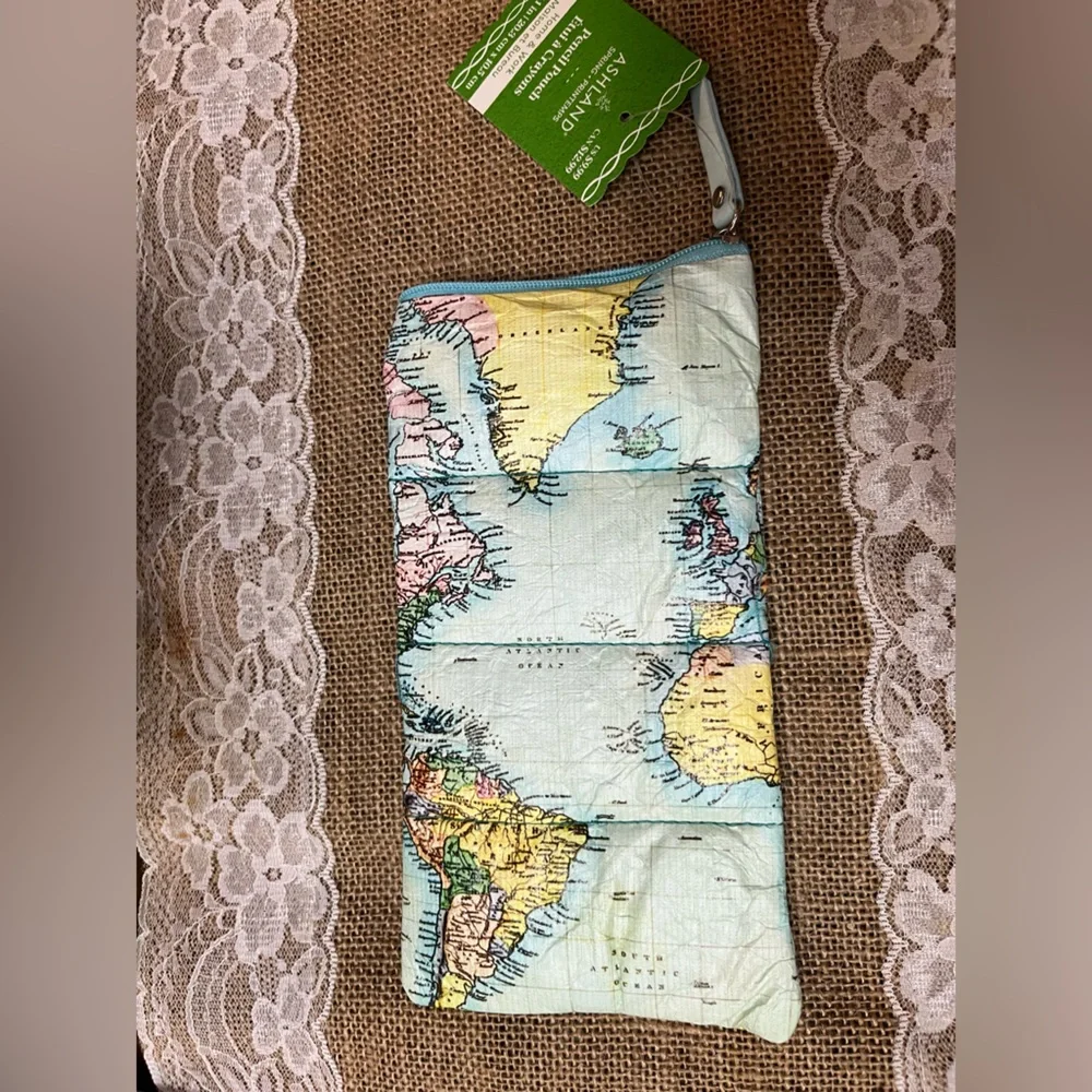 Ashland Multicolor World Map Pouch